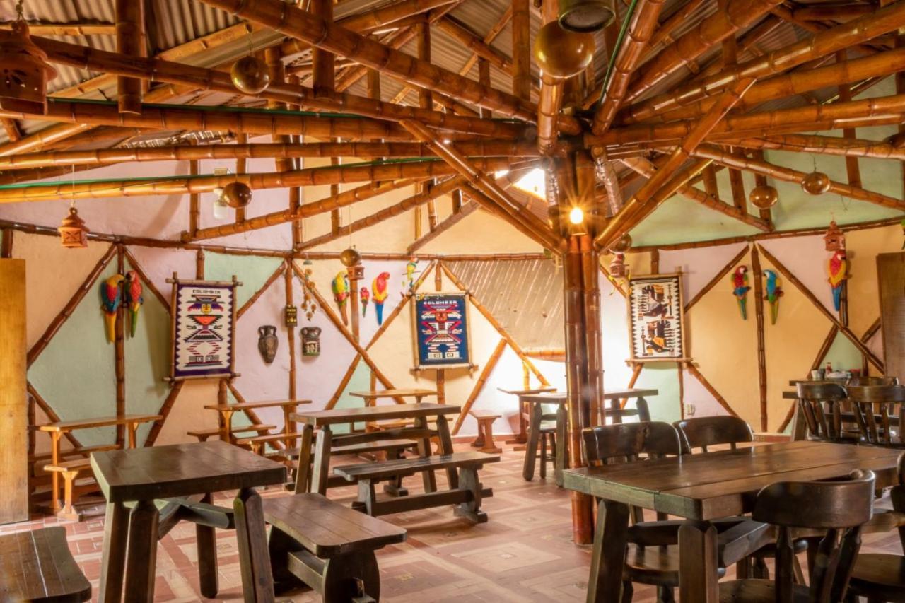 Hotel Alto De Los Andaquies ซานออกุสติน ภายนอก รูปภาพ